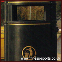 outdoor litter bin