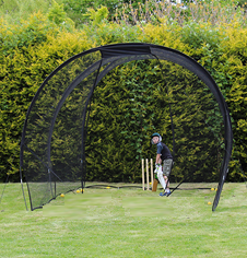 Pop up garden cricket nets