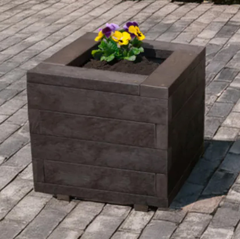 Outdoor Square Recycled Plastic Mini Planter Outdoor Square Recycled Plastic Mini Planter