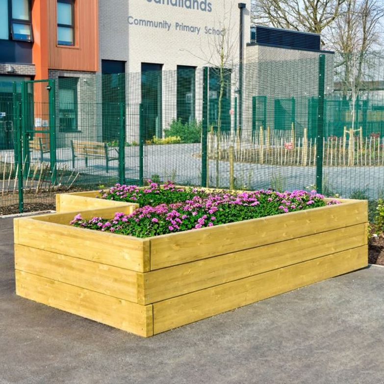 Corner Unit Natural Timber Planter Corner Unit Natural Timber Planter