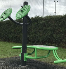 Outdoor fitness equipment