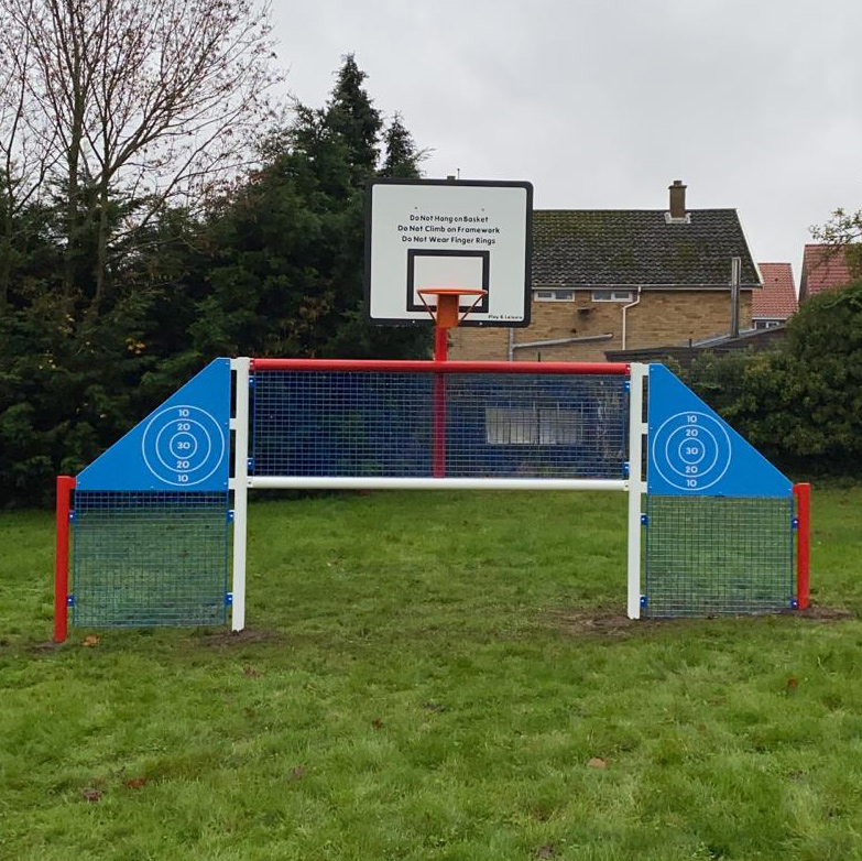 Outdoor Steel Playground Mini Goal Installation Outdoor Steel Playground Mini Goal Installation