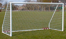 Aluminium 3.66m x 1.83m freestanding mini goal.