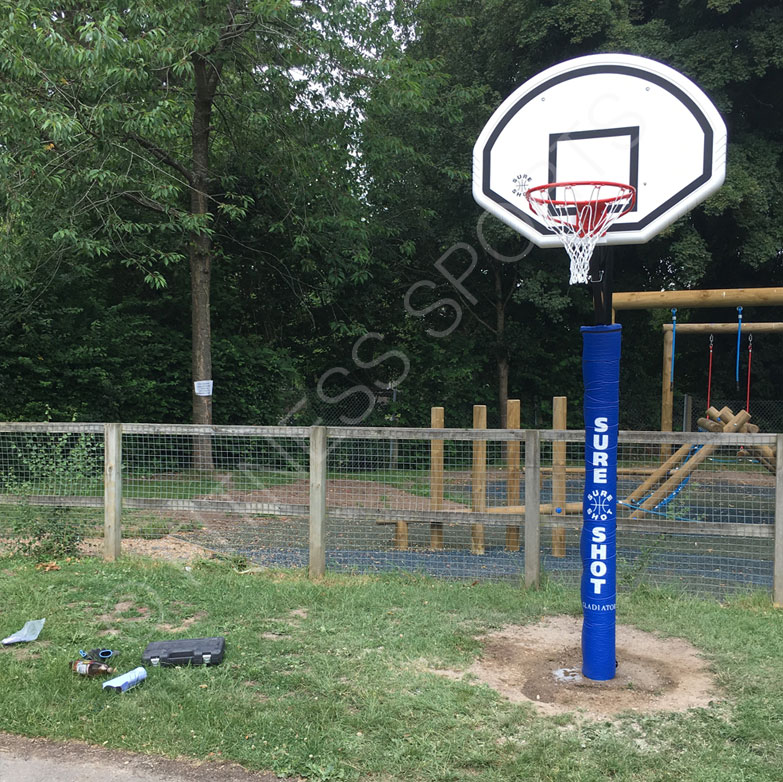 Garden 500 Residential Basketball Post