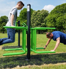 Outdoor fitness equipment