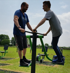 Outdoor fitness equipment